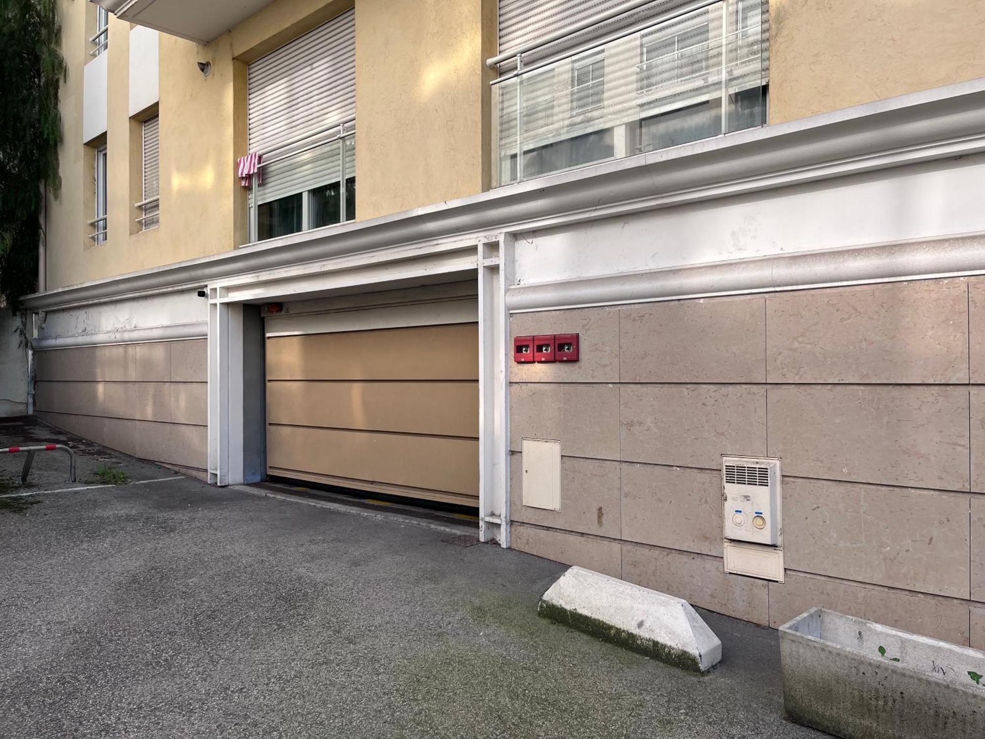 Studio Terrasse Et Parking Prive Niza Exterior foto